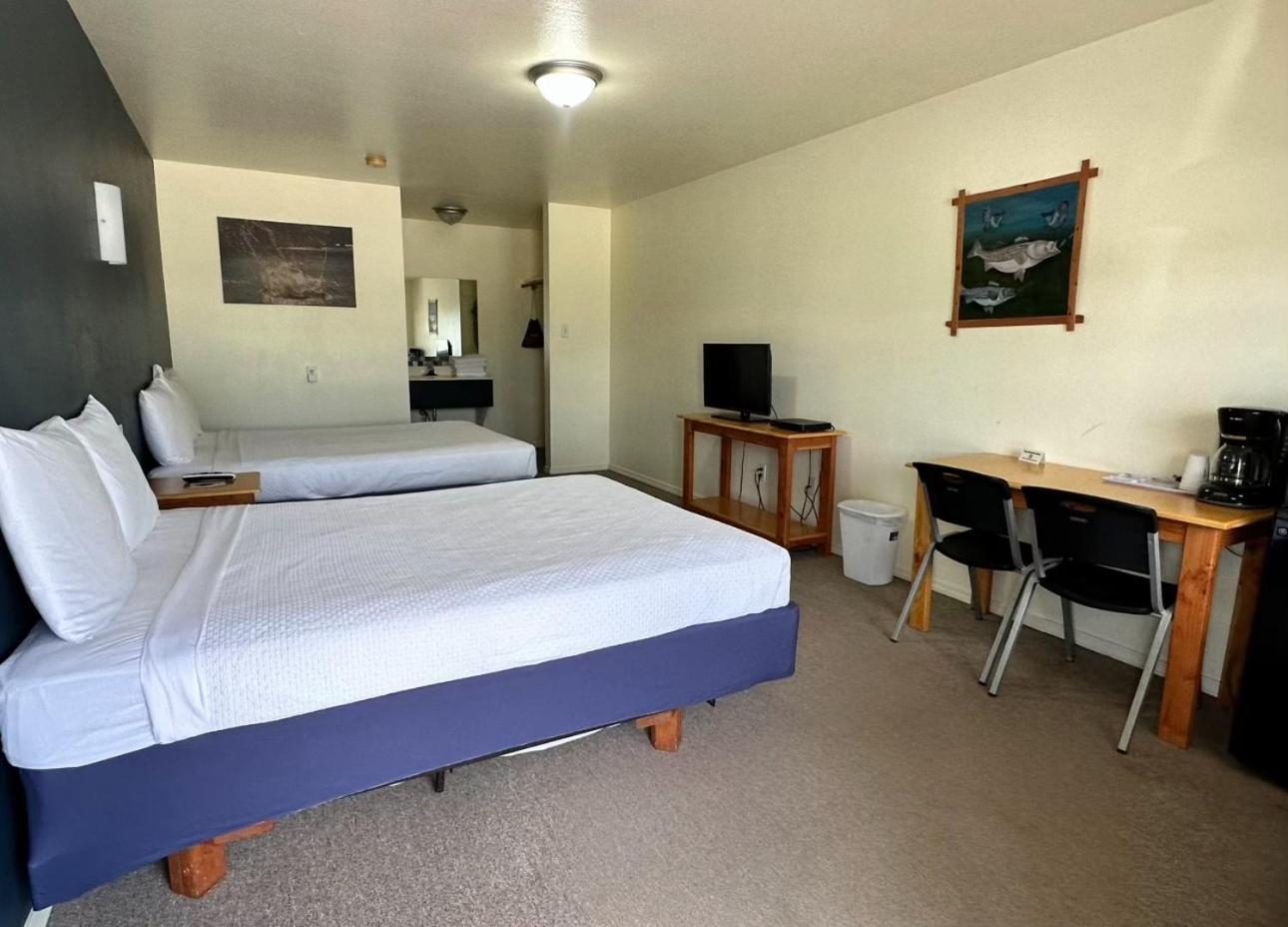 Lakeside Motel, Cabins And Rv Kingston Exterior photo